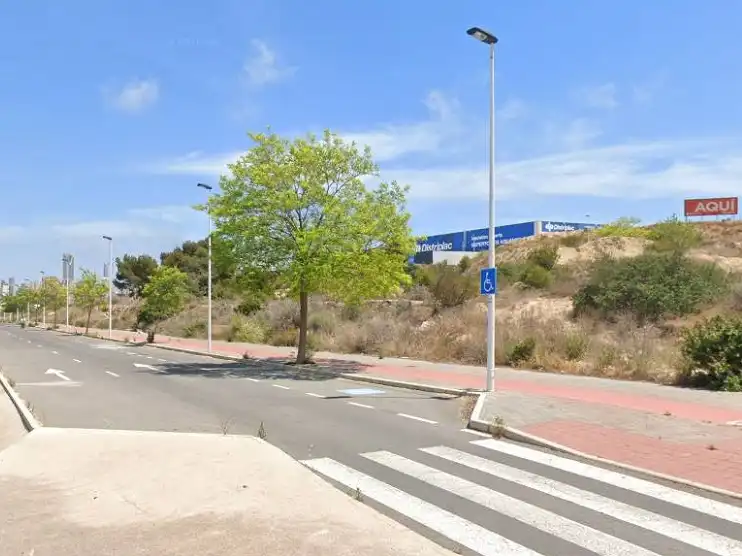 Vista exterior de Terreny industrial en venda en Villajoyosa / La Vila Joiosa