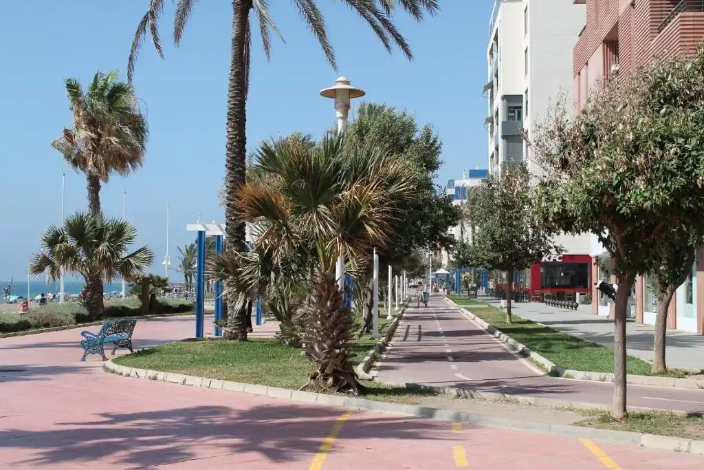 Wohnung zur Miete in Calle PACIFICO, 19, Paseo Marítimo Oeste - Pacífico