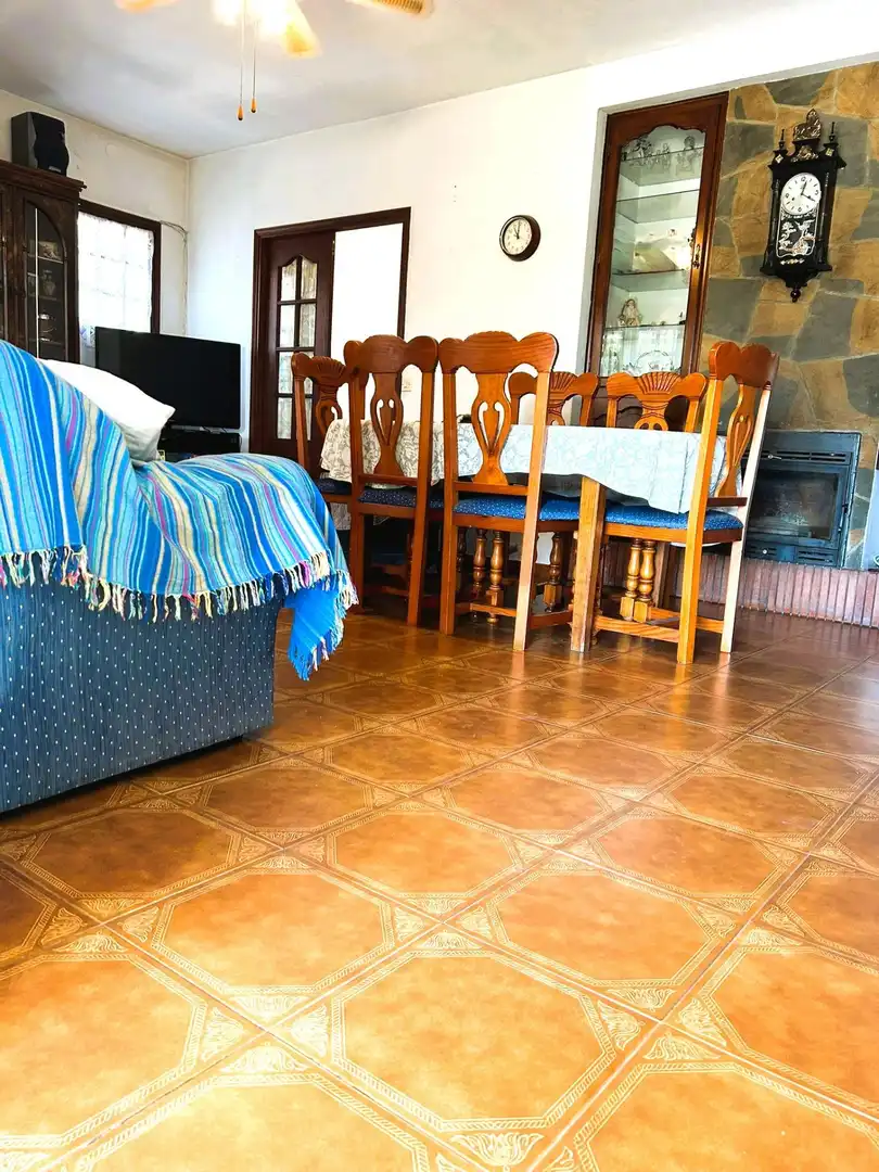 Menjador de Finca rústica en venda en Estepona amb Jardí privat, Terrassa i Piscina