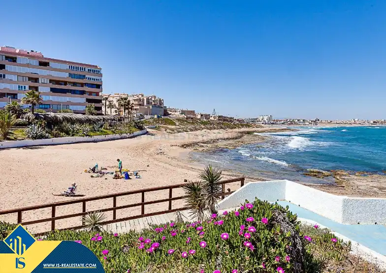 Villa zum Verkauf in La Mata