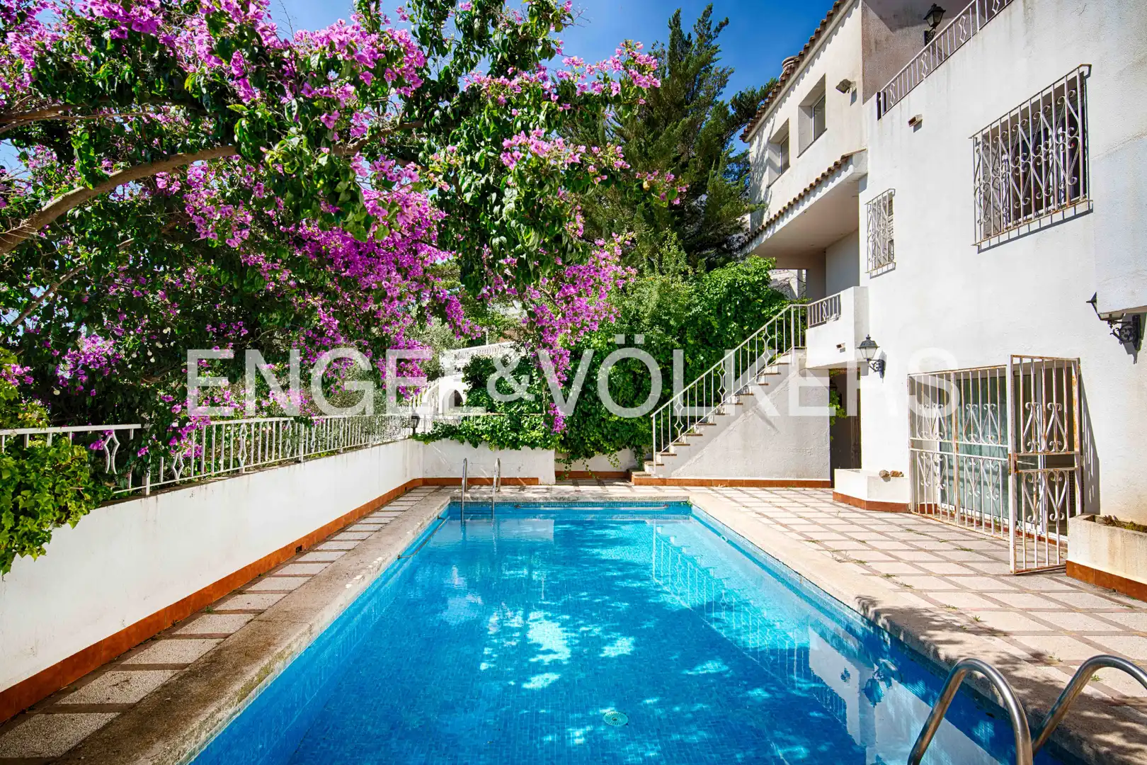 Detached house with pool for sale in Carrer de la Pujada del Puig Rom, imagen 30