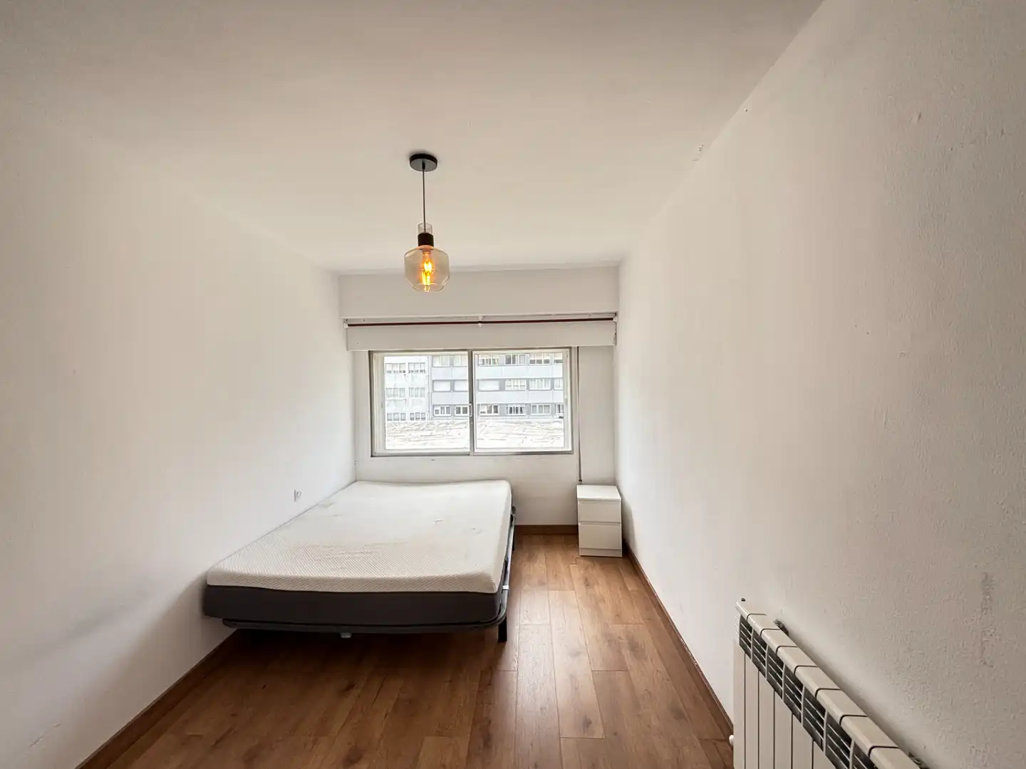Habitación de Piso en venta en Santiago de Compostela  con Calefacción, Trastero y Amueblado
