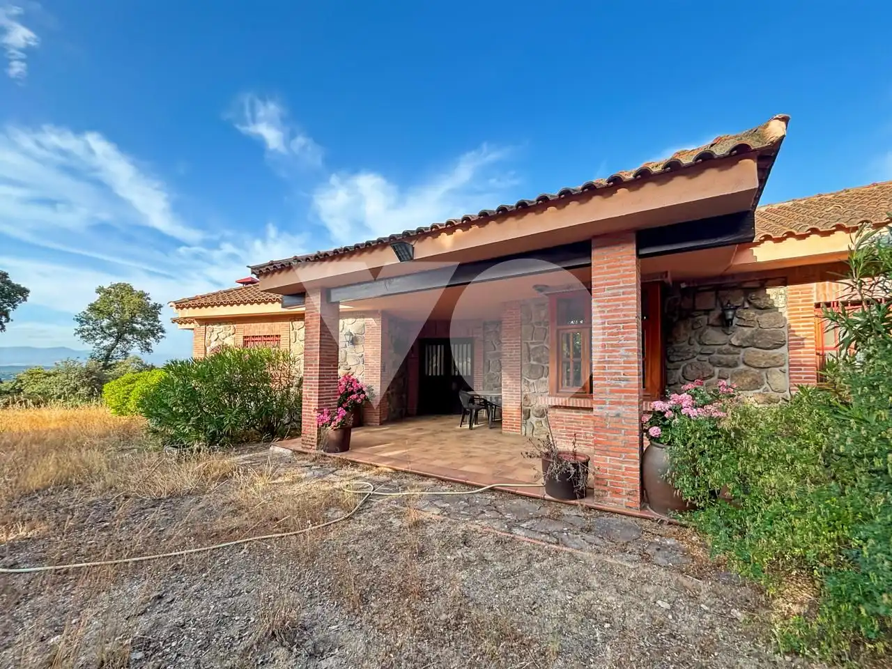 Vista exterior de Finca rústica en venta en Valdemorillo con Calefacción y Jardín privado