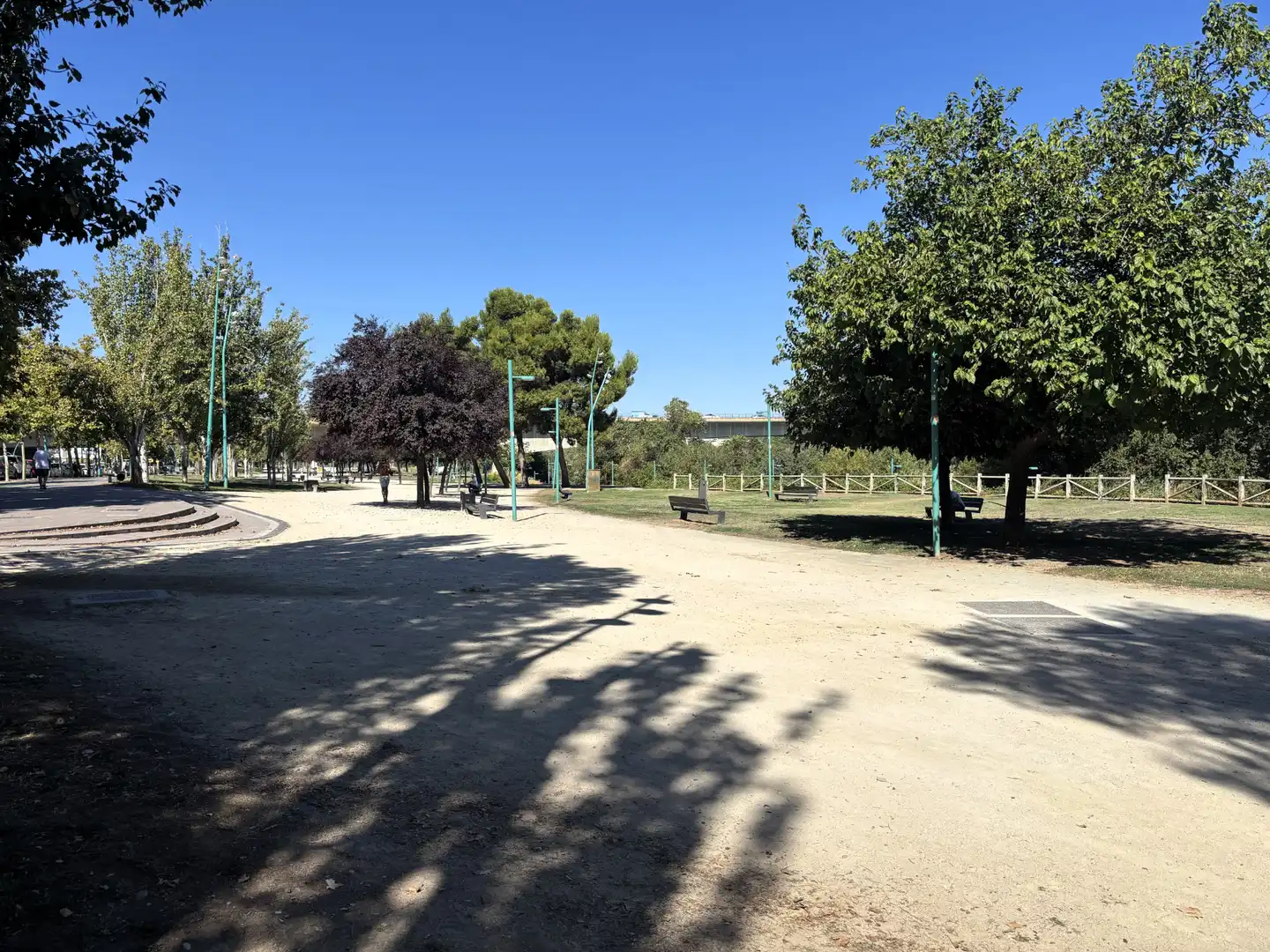 Vista exterior de Pis en venda en Zaragoza amb Calefacció i Balcó