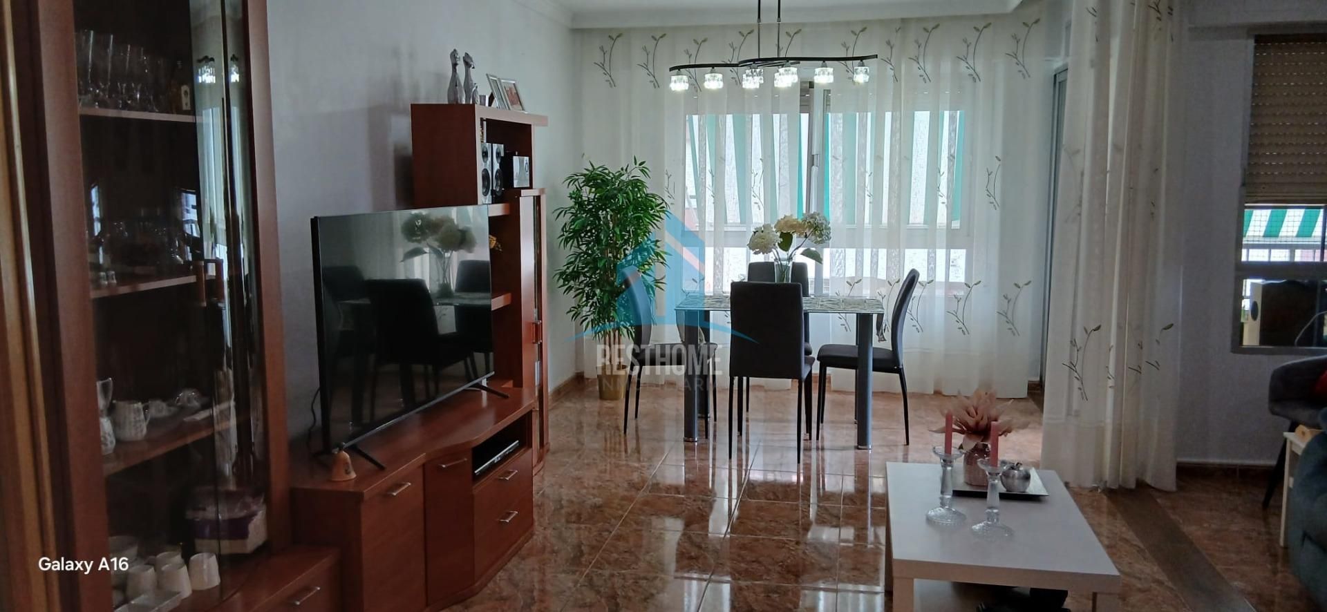 Menjador de Pis en venda en Gandia amb Aire condicionat, Calefacció i Terrassa