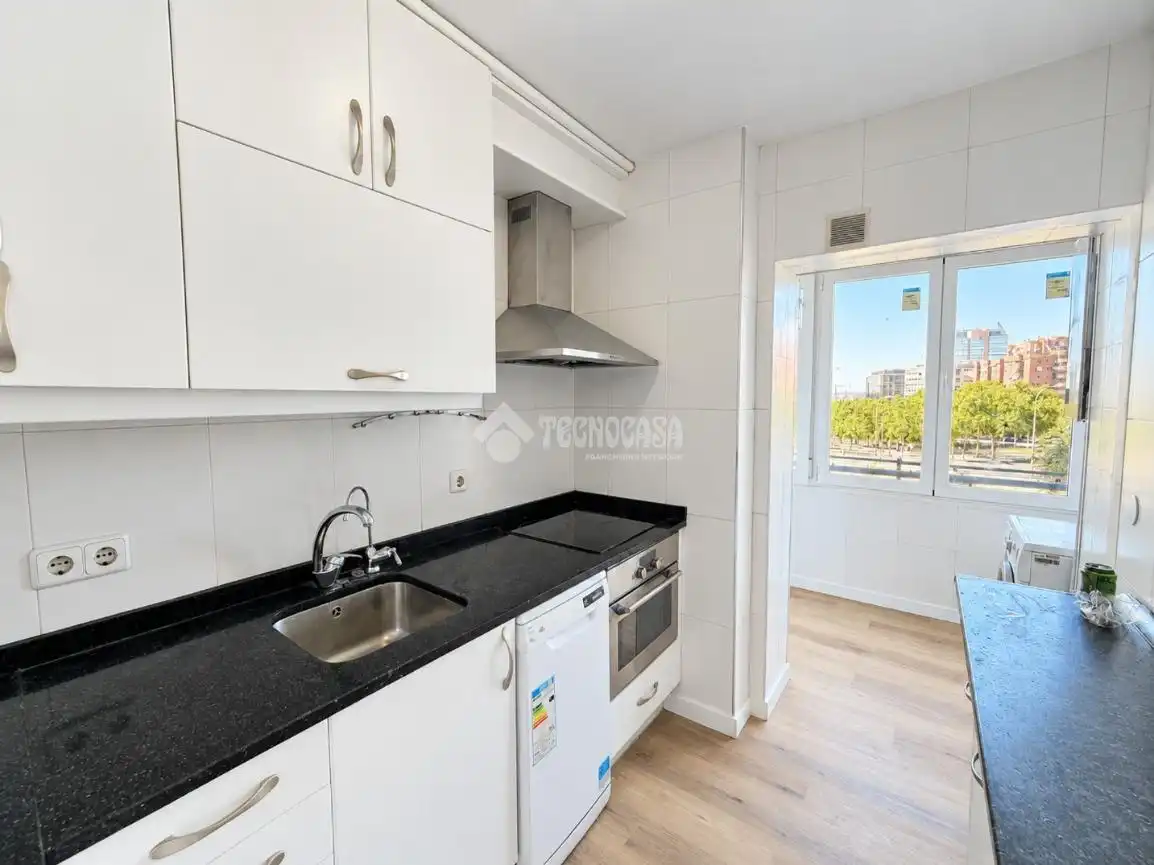 Kitchen of Flat for sale in Fuencarral - El Pardo