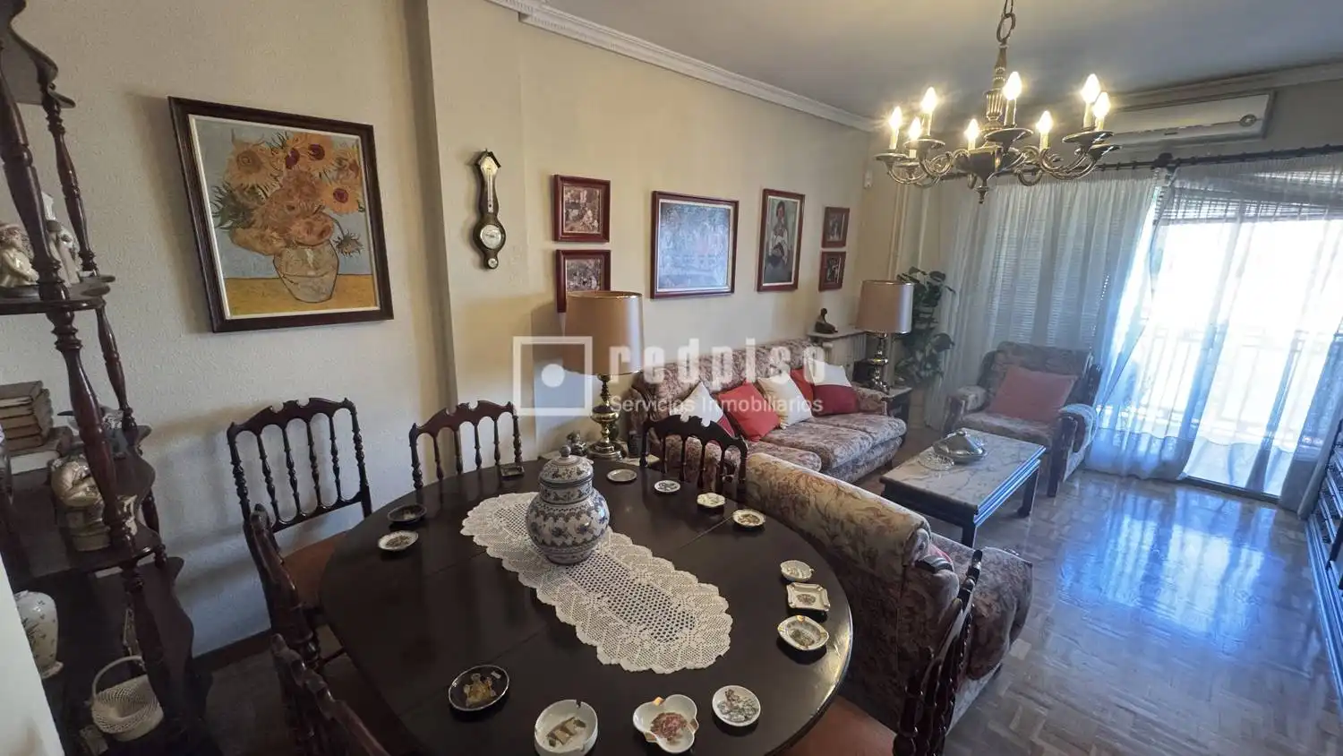 Sala d'estar de Pis en venda en Madrid amb Aire condicionat, Calefacció i Parquet