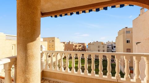 Fantaacutestico apartamento en venta en La Mata, ubicado a tan solo 100 metros de la playa, ideal para los amantes del mar y el so, imatge 2