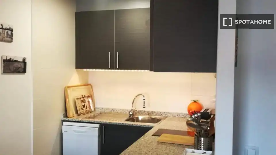 Cocina de Piso de alquiler en Oliva con Aire acondicionado, Calefacción y Amueblado