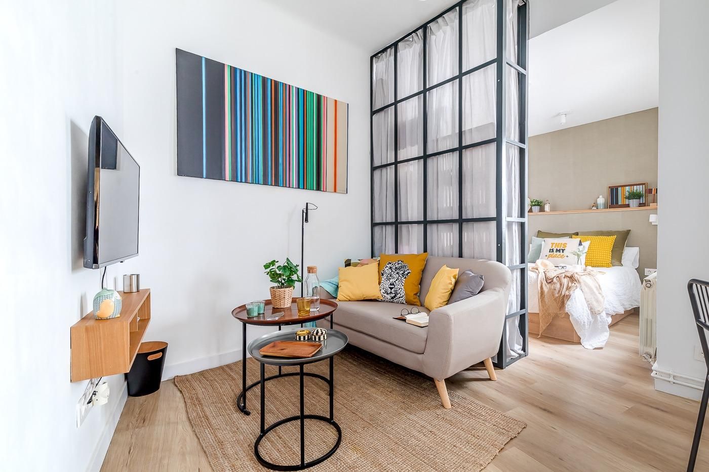 Living room of Apartment for sale in  Madrid Capital  with Air Conditioner