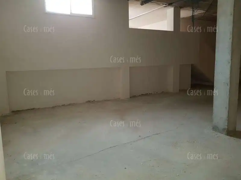 Local en venta en Rafelbuñol / Rafelbunyol