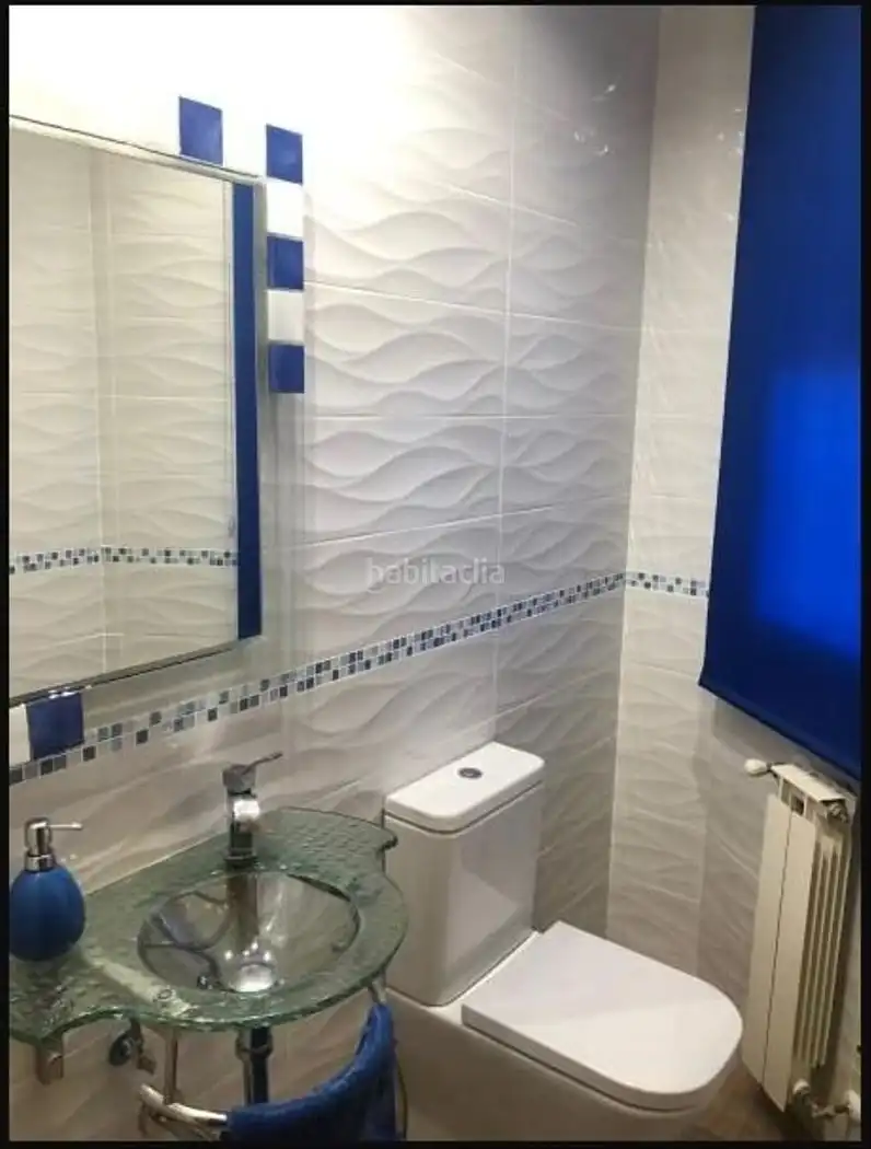 Casa pareada con jardín en venta en Calle los Almendros 63, imagen 5