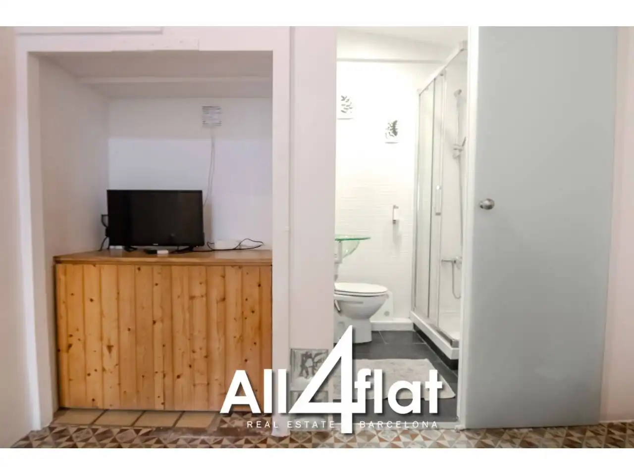 Badezimmer von Wohnung zur Miete in L'Hospitalet de Llobregat mit Klimaanlage, Privatgarten und Möbliert