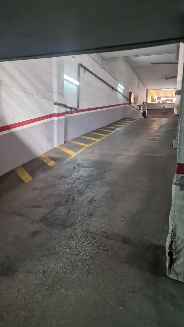 Aparcament de Garatge en venda en Sant Boi de Llobregat