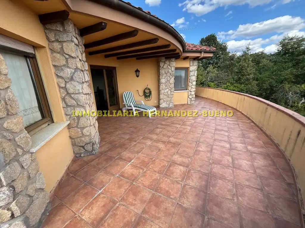 Terrassa de Casa o xalet en venda en Sequeros amb Calefacció, Jardí privat i Terrassa