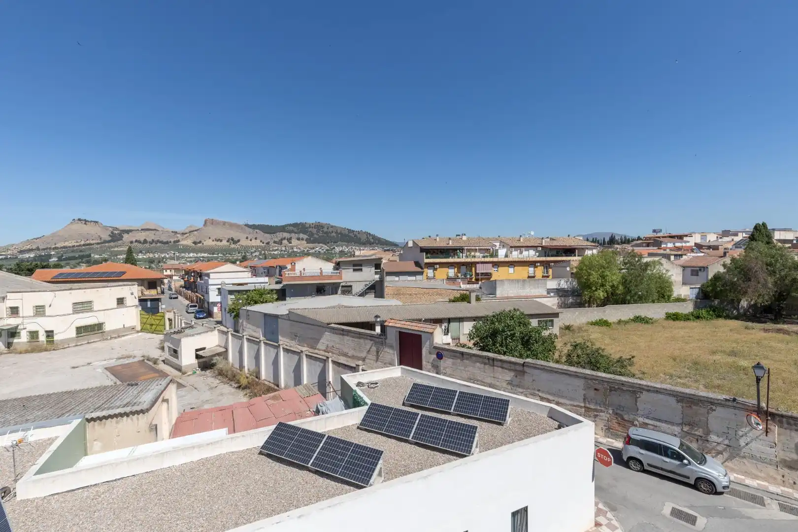 Vista exterior de Àtic en venda en Albolote amb Calefacció i Terrassa