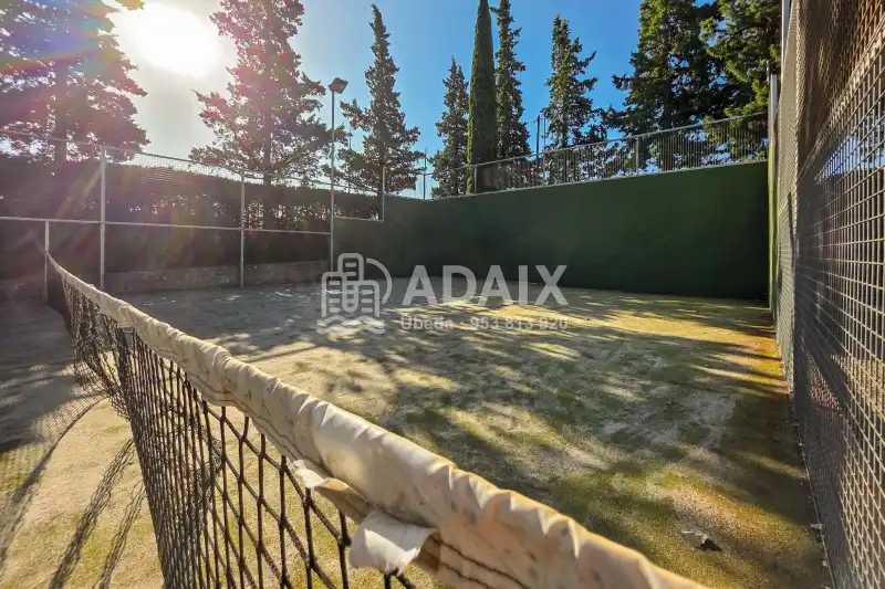 Jardín de Finca rústica en venta en Úbeda con Terraza, Trastero y Balcón