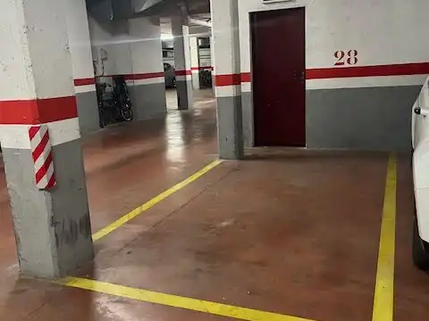 Parkplatz von Garage zur Miete in Coll Favà