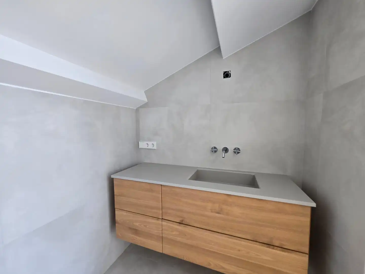 Baño de Ático en venta en Vigo  con Calefacción y Terraza