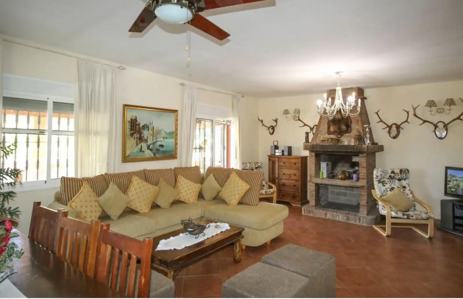 Casa rústica con piscina en venta en Calle Luna, imagen 3