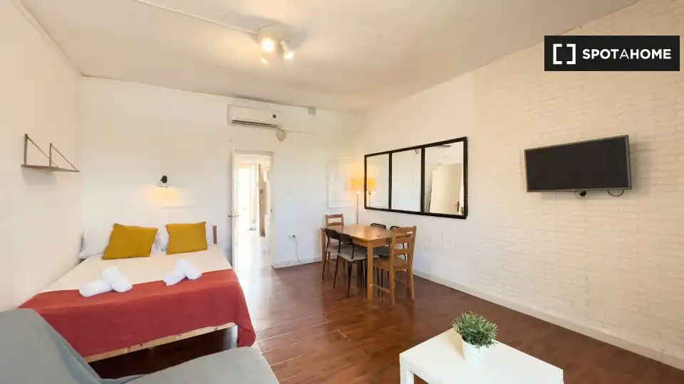 Flat with terrace to rent in Eixample, imagen 16