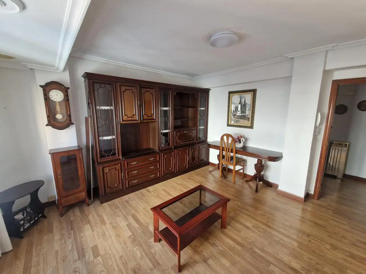 Sala d'estar de Pis en venda en Burgos amb Calefacció i Moblat