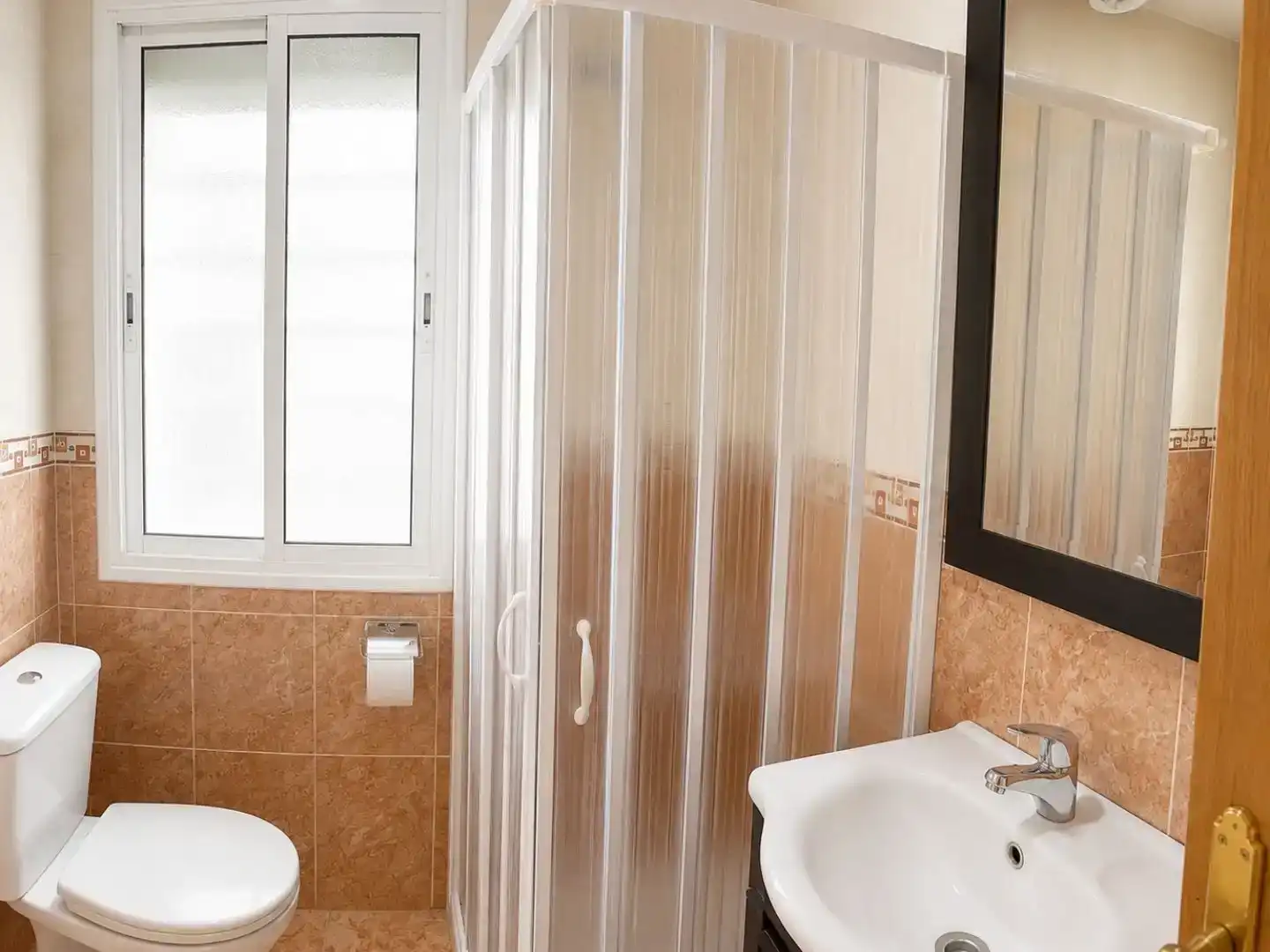 Bathroom of Flat for sale in Zarza de Tajo, Cuenca