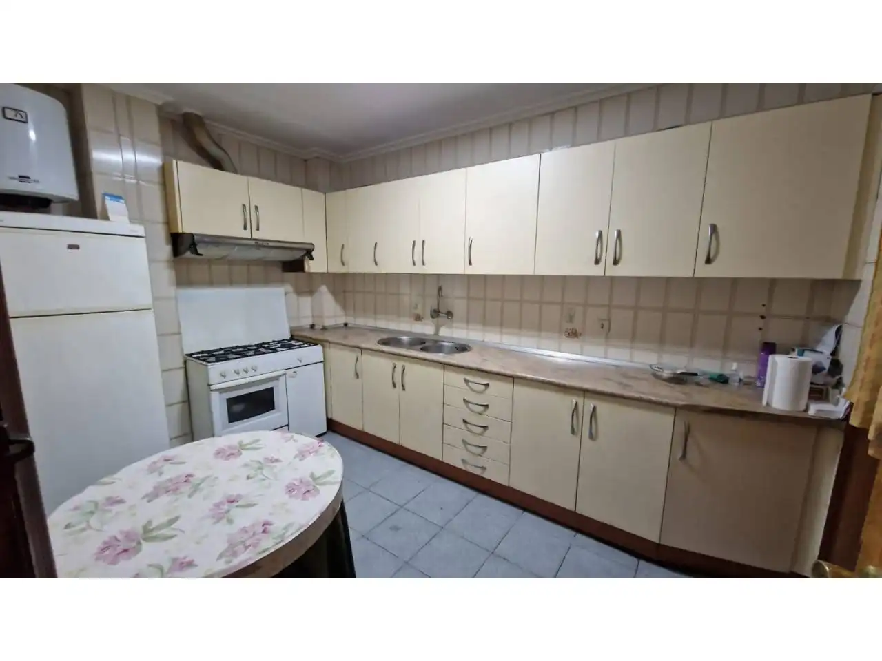 Cuina de Local en venda en Ciudad Rodrigo amb Aire condicionat