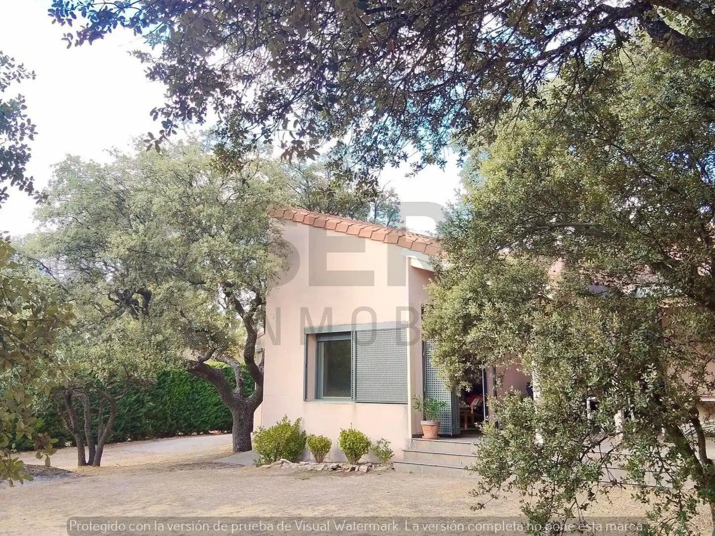 Vista exterior de Casa o xalet en venda en Navas de Riofrío amb Calefacció, Jardí privat i Traster