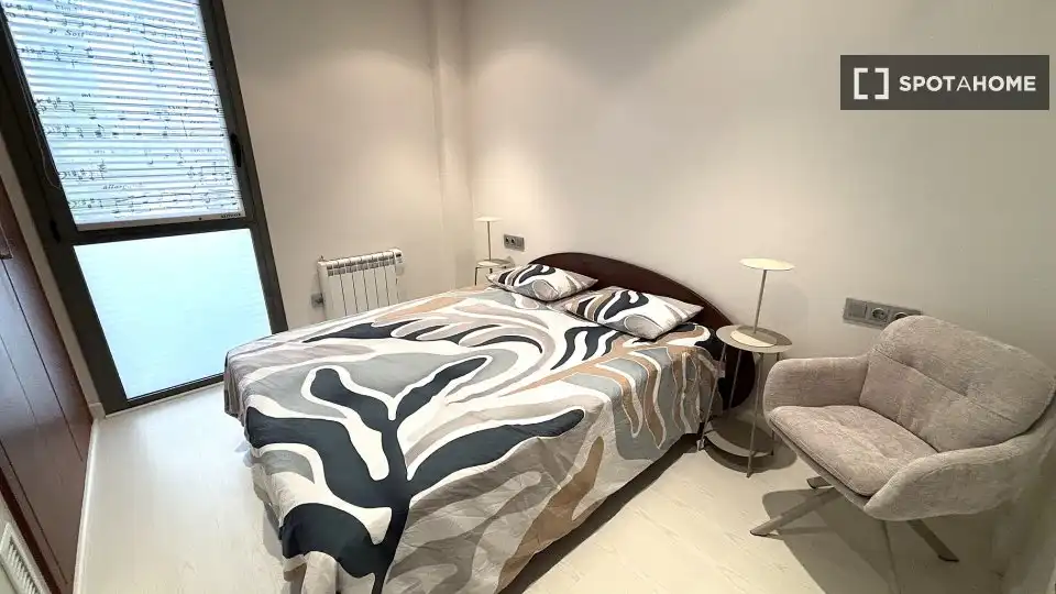 Schlafzimmer von Wohnung zur Miete in Sitges mit Klimaanlage, Heizung und Möbliert