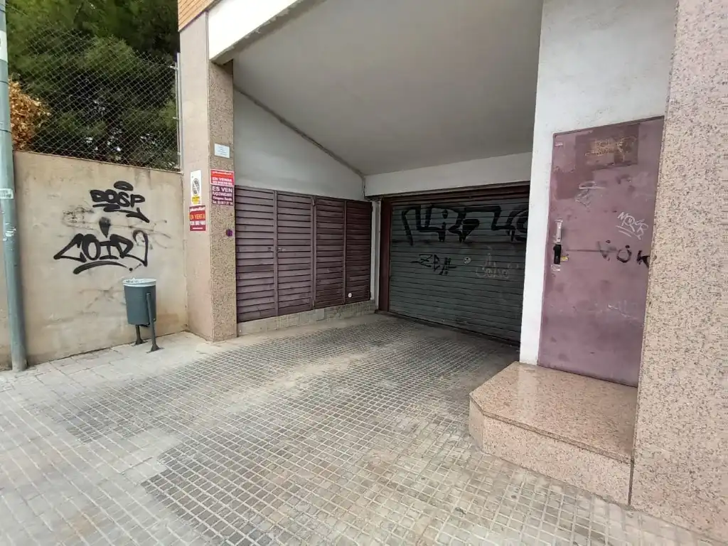 Garage zum Verkauf in Sant Julià