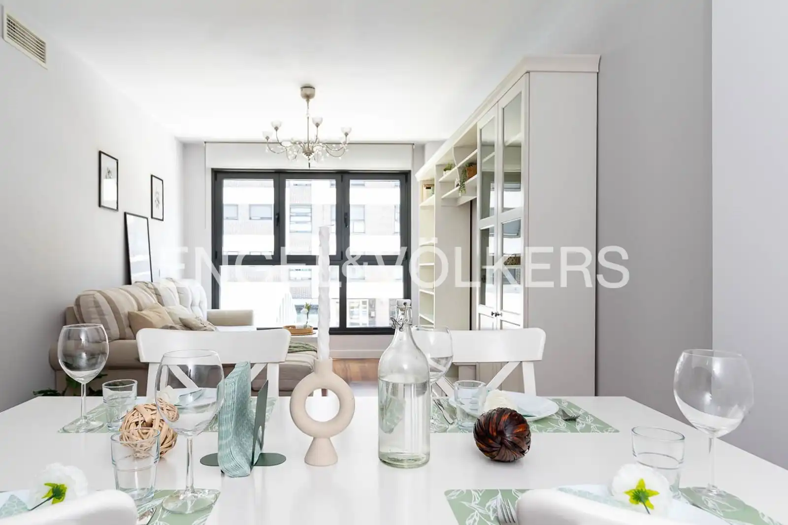 Exterior view of Flat for rent in Madrid  with Air Conditioner, Heating and Private garden