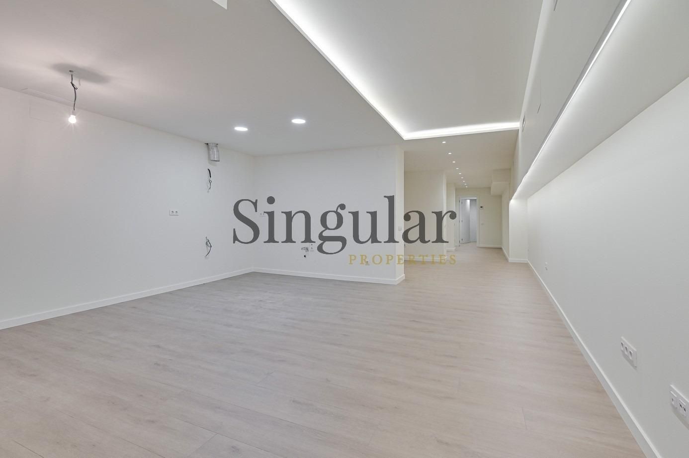 Office for sale in  Barcelona Capital  with Heating