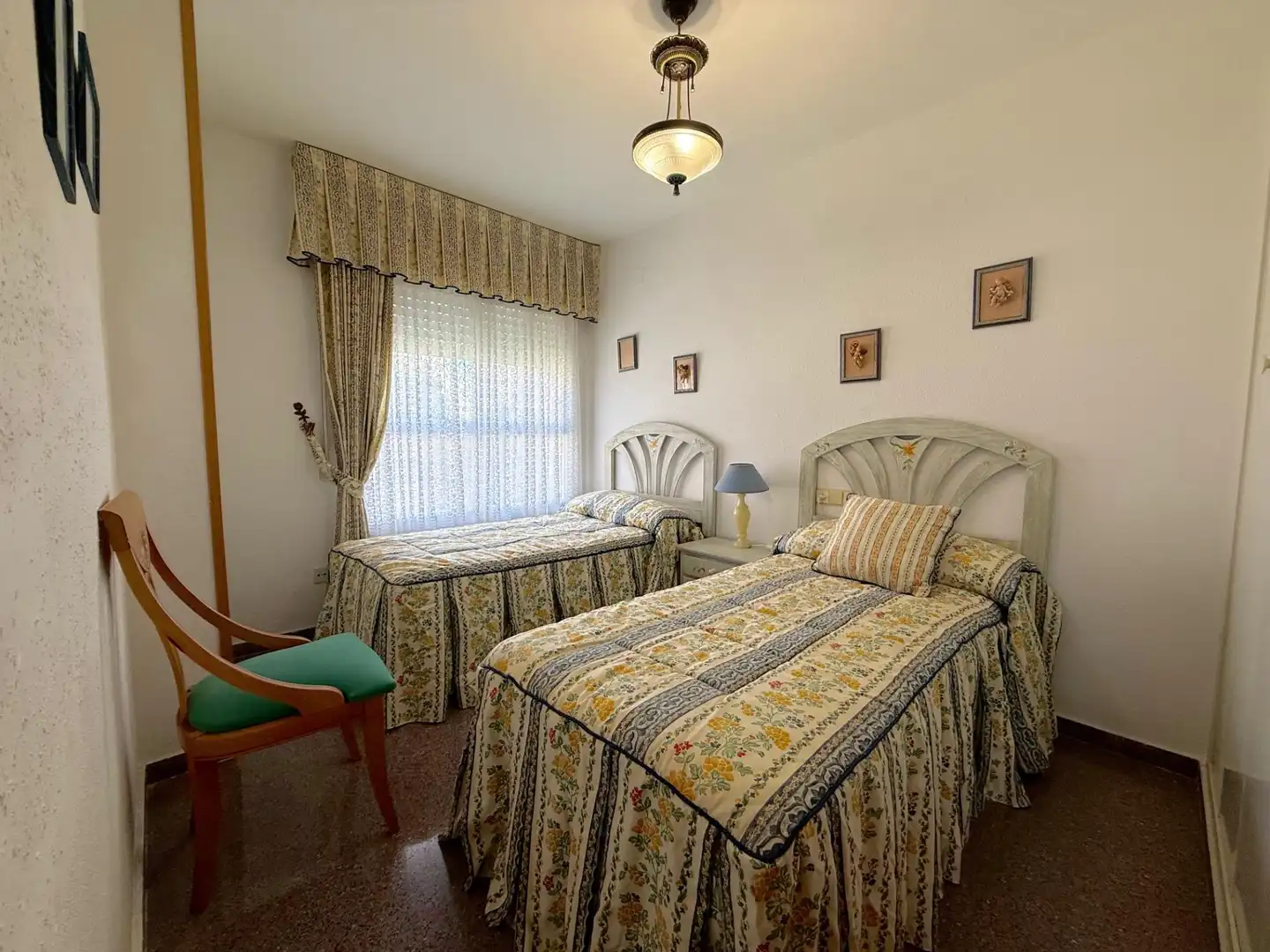 Habitación de Apartamento en venta en Benidorm con Aire acondicionado, Jardín privado y Amueblado