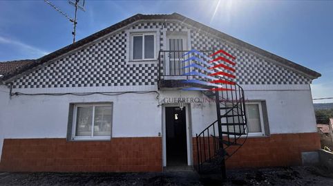 CASA DE PIEDRA DE 3 PLANTAS EN VENTA EN TABOADELA  75.000
