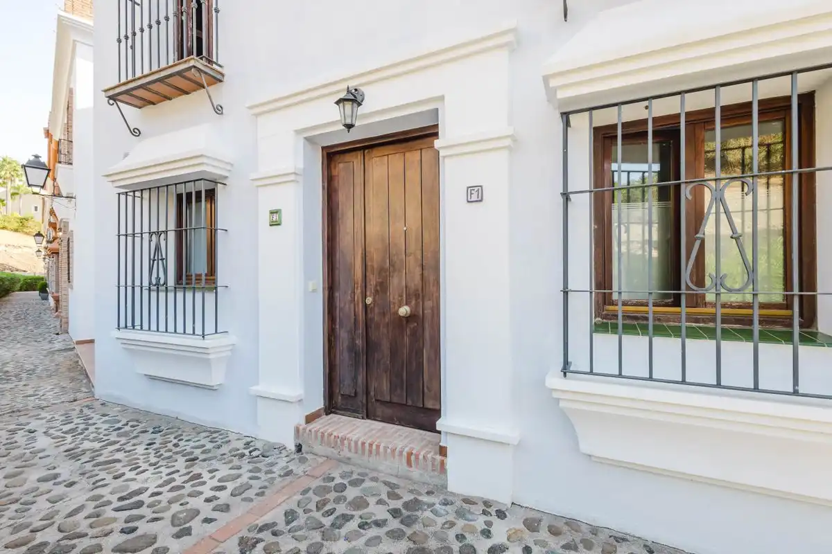Reihenhaus mit Terrasse zum Verkauf in Calle del Priorato, imagen 4