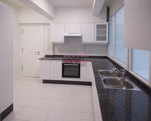 Kitchen of Flat to rent in Vigo 