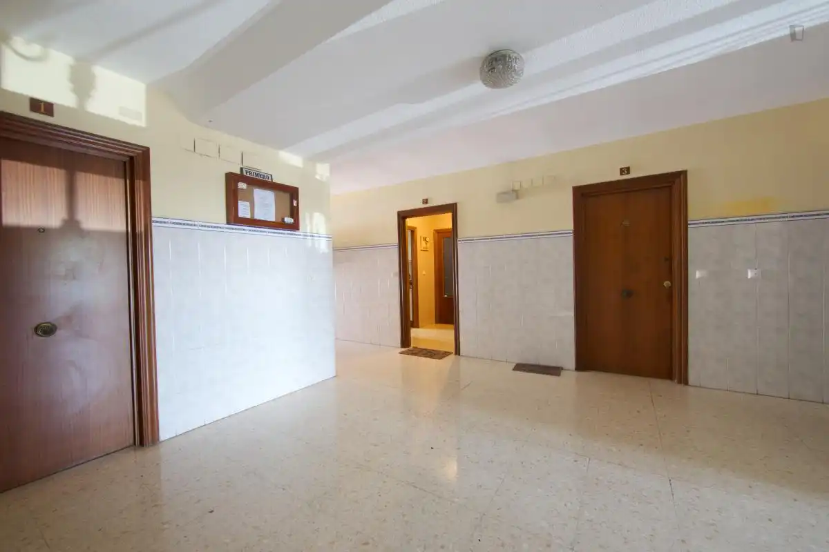 Habitación en Poniente-Norte - Miralbaida - Parque Azahara