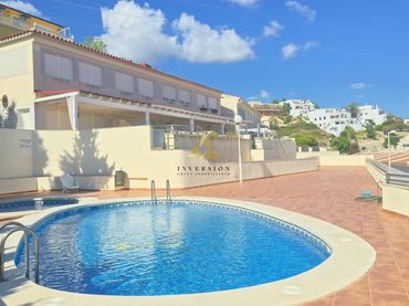 Detached house with pool for sale in Las Atalayas - Urmi - Cerro de Mar