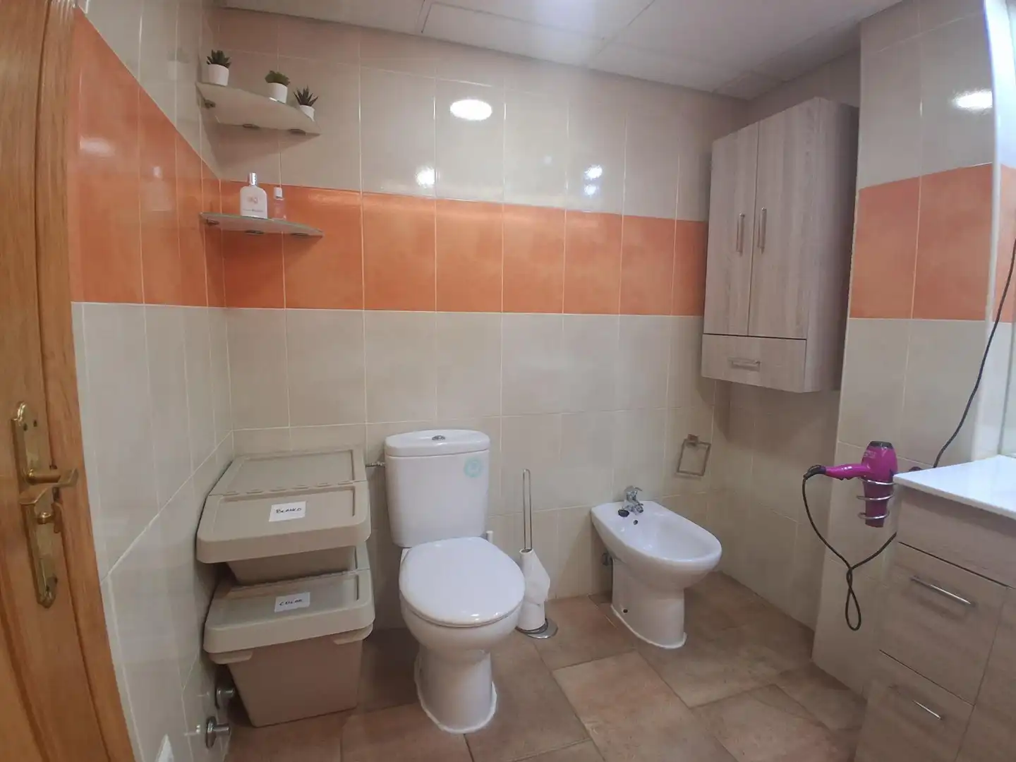 Baño de Piso en venta en Cedillo del Condado con Calefacción y Trastero