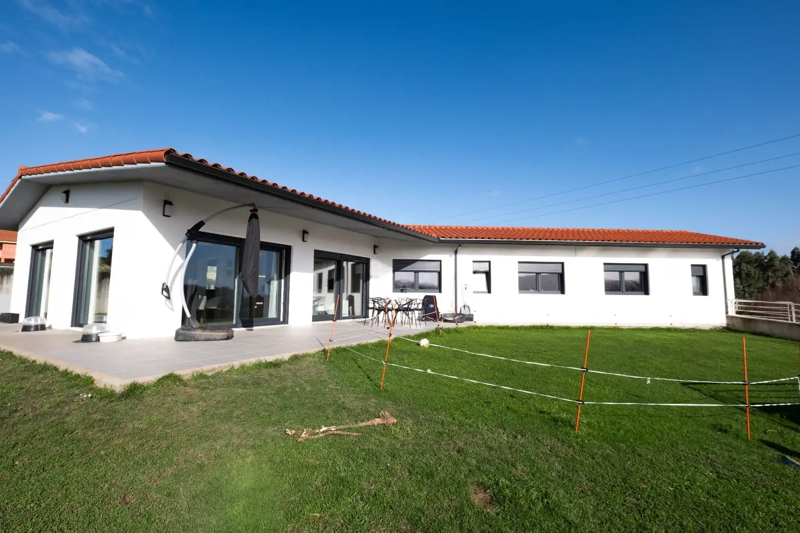 Vista exterior de Casa o chalet en venta en Castrillón con Aire acondicionado, Calefacción y Jardín privado