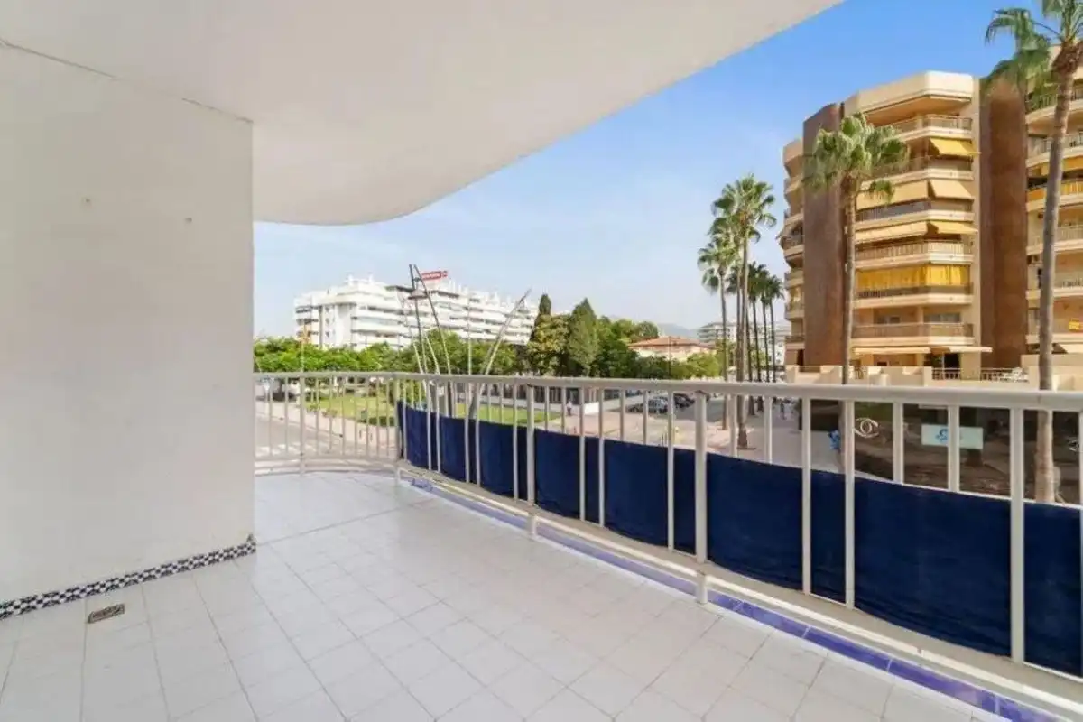 Apartamento con piscina en venta en churruca, imagen 2