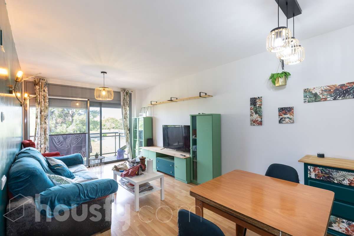 Sala d'estar de Pis en venda en Santa Bàrbara amb Aire condicionat, Calefacció i Parquet