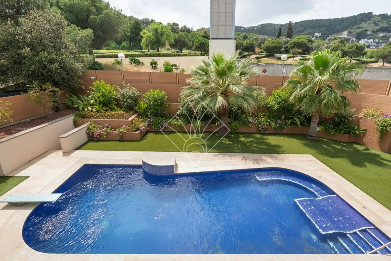 Piscina de Casa o chalet en venta en Barcelona con Aire acondicionado, Calefacción y Jardín privado