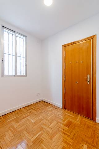 Piso en Venta en Calle de Antonio López en Comillas