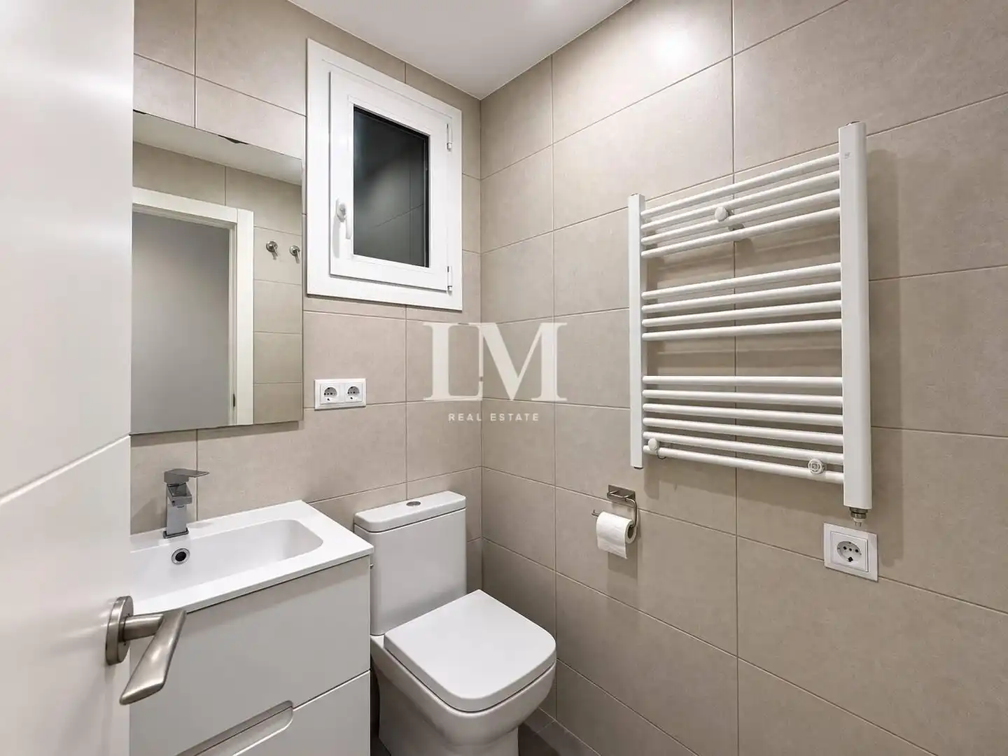 Bany de Apartament en venda en Gràcia