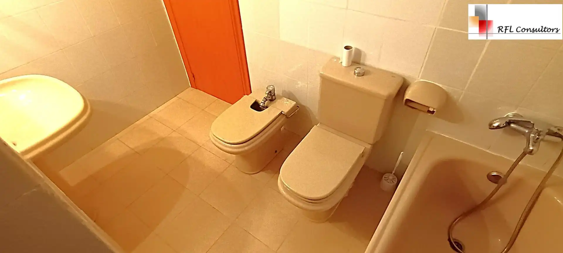 Bany de Apartament de lloguer en Torreblanca amb Terrassa