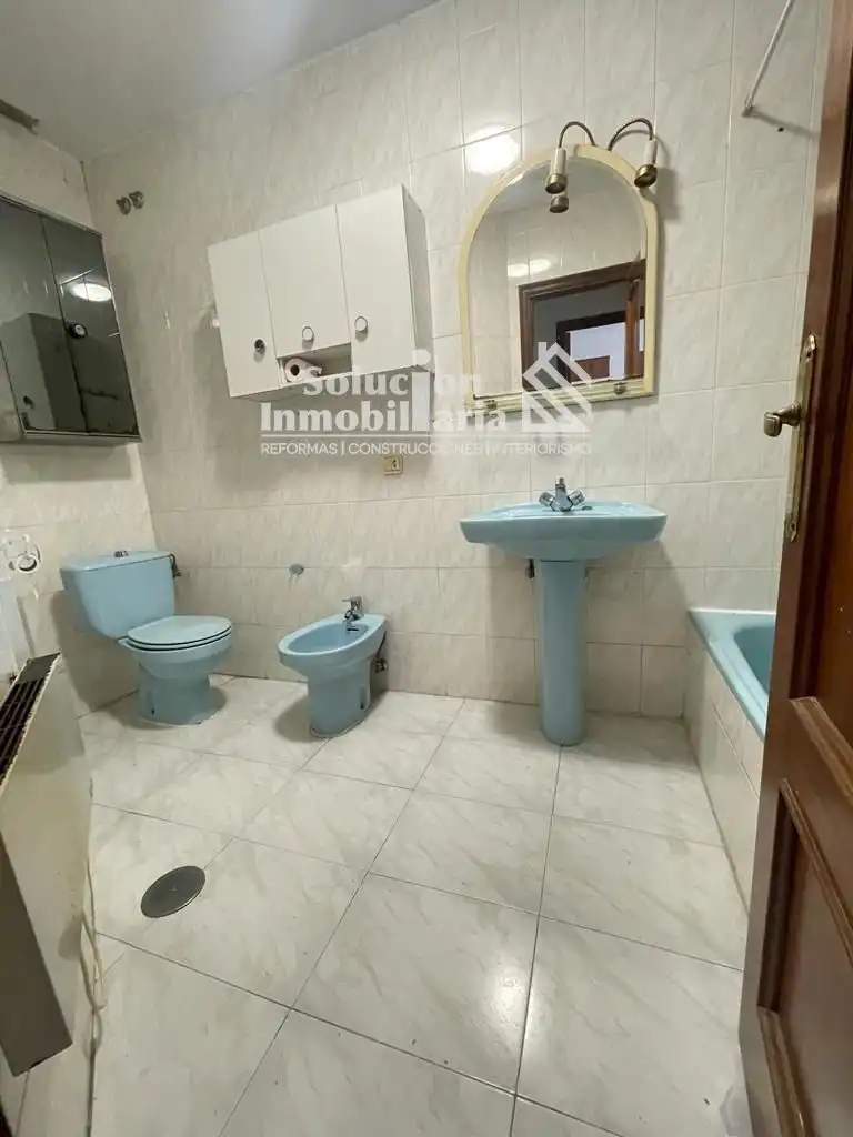 Baño de Edificio en venta en Santa Marta de Tormes