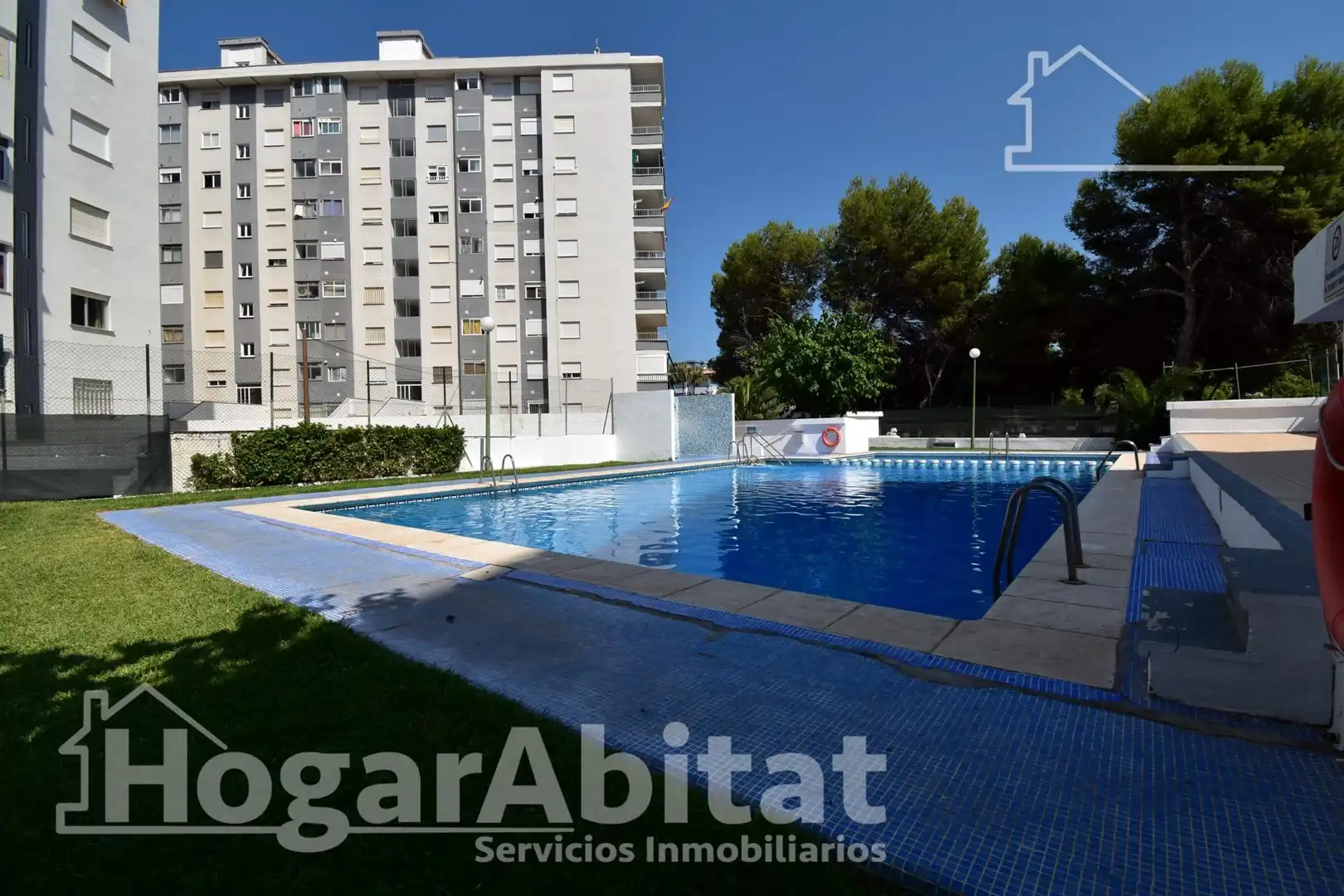 Swimming pool of Flat for sale in Miramar  with Air Conditioner, Terrace and Balcony