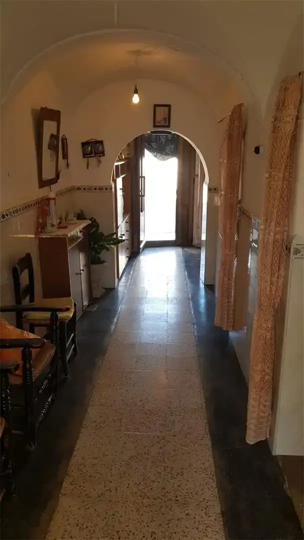 Casa adosada en venda en Almoharín amb Jardí privat i Rentadora